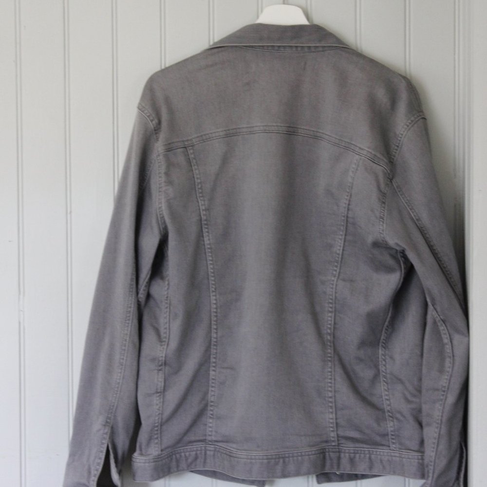 grey Jean jacket - Picture 4 of 4